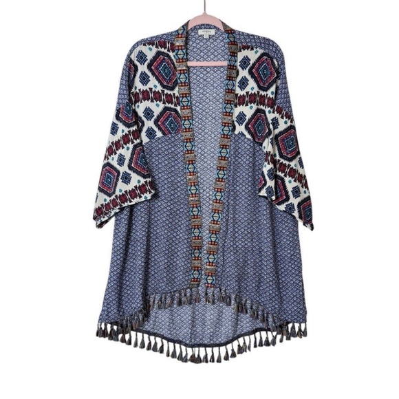 Umgee Embroidered Multicolor Patterned kimono. Super pretty! Boho or western! - Picture 1 of 1